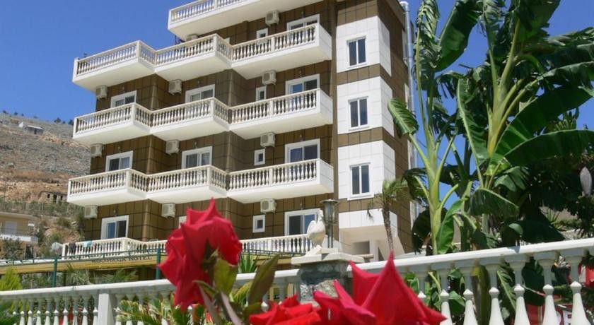 Mucobega Hotel Sarandë Exterior foto